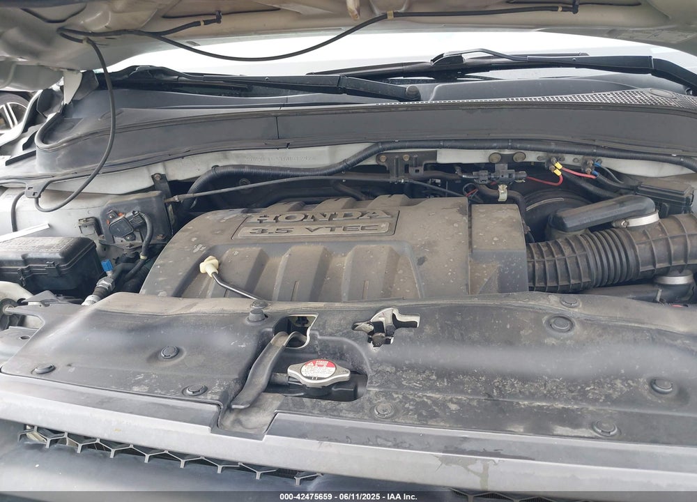 2005 HONDA PILOT VIN: 2HKYF18475H512928