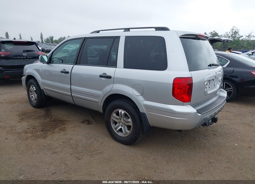 2005 HONDA PILOT VIN: 2HKYF18475H512928