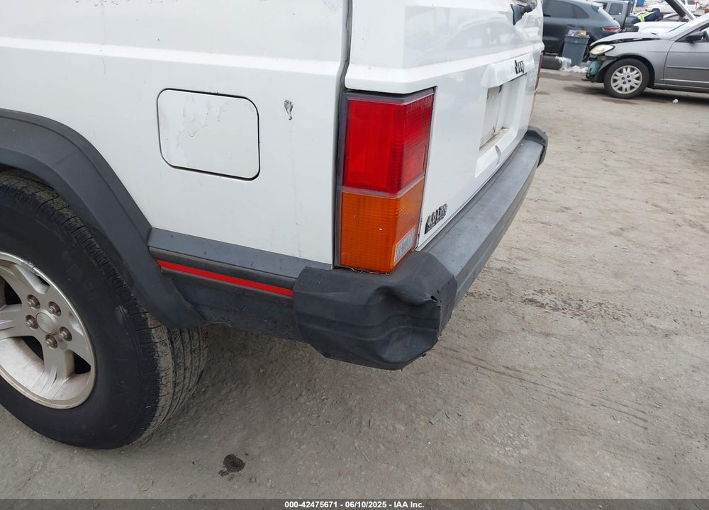 1995 JEEP CHEROKEE VIN: 1J4FT68S6SL590906