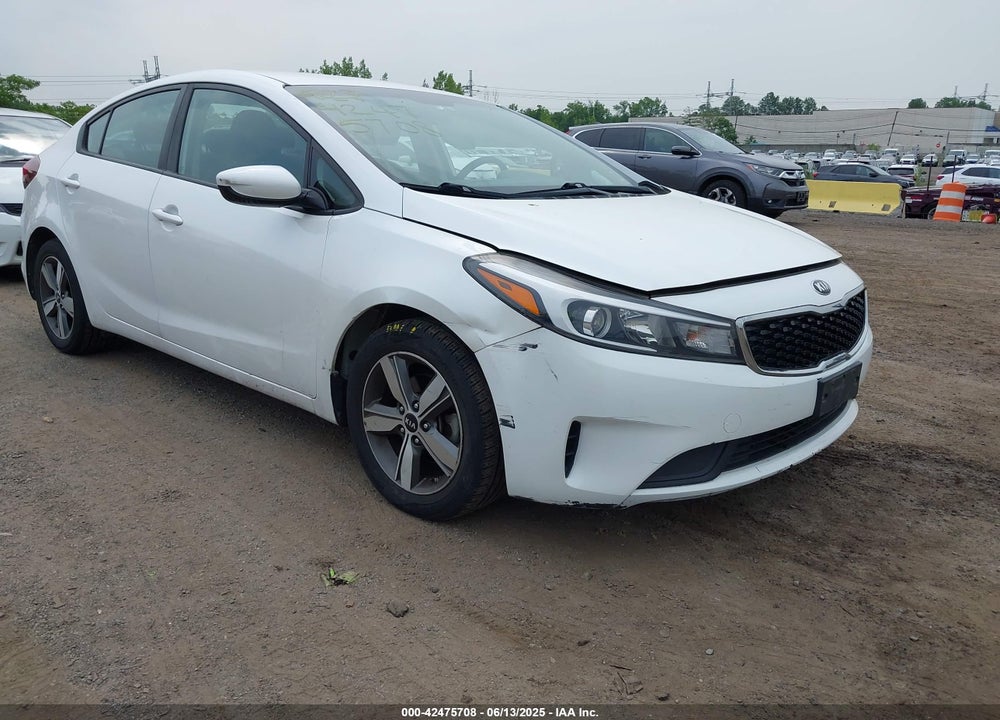 2018 KIA FORTE LX VIN: 3KPFL4A7XJE265635