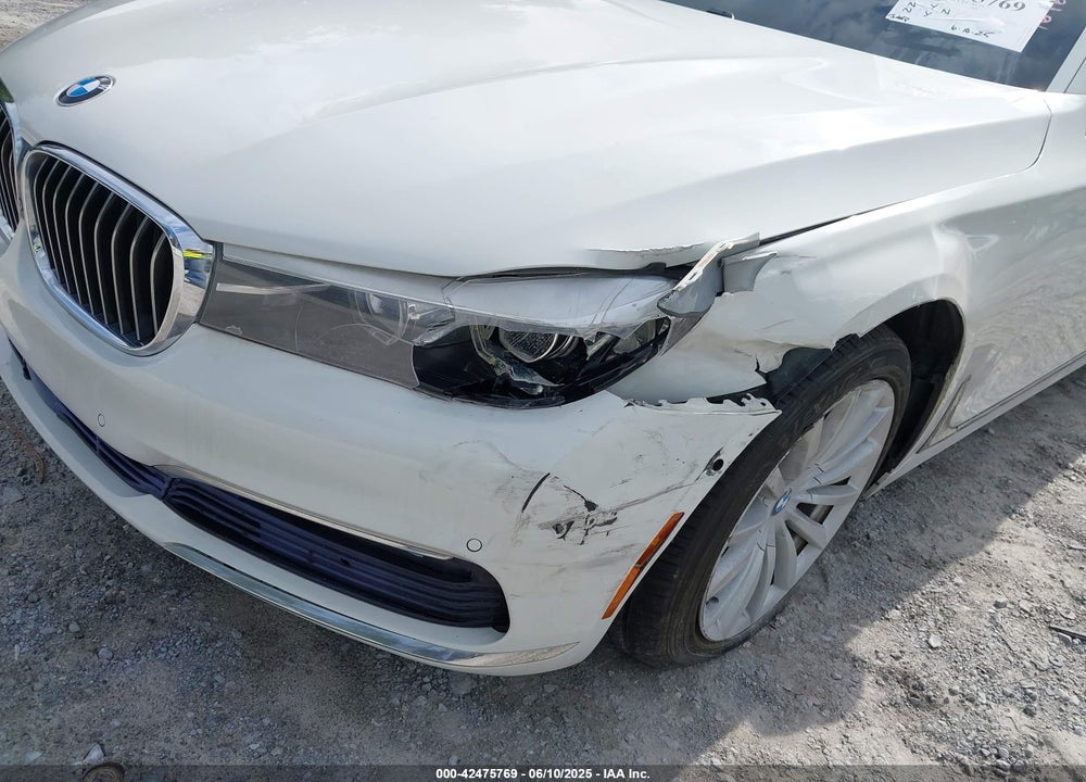 2017 BMW 740I VIN: WBA7E2C53HG740273