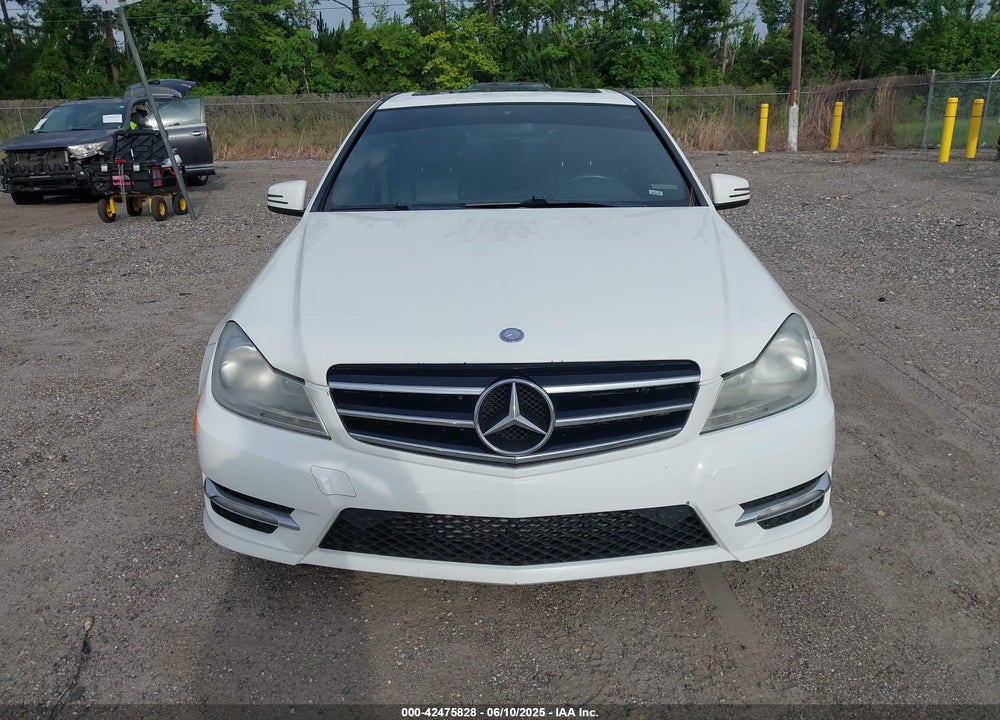 2014 MERCEDES-BENZ C 250 VIN: WDDGF4HB4ER309909
