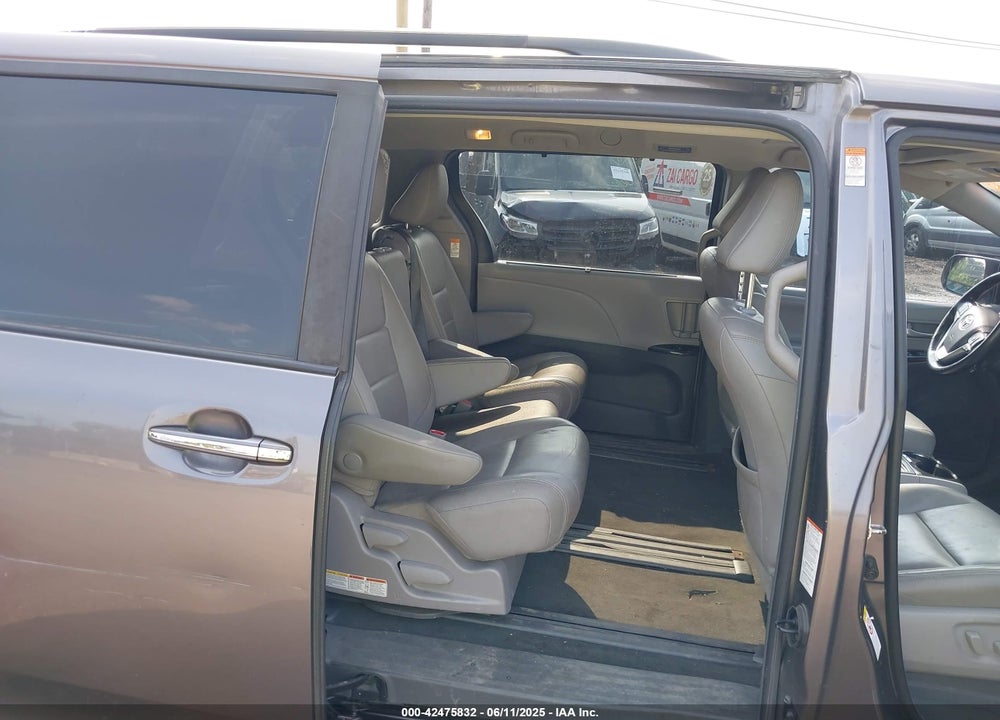 2019 TOYOTA SIENNA VIN: 5TDYZ3DC1KS016206