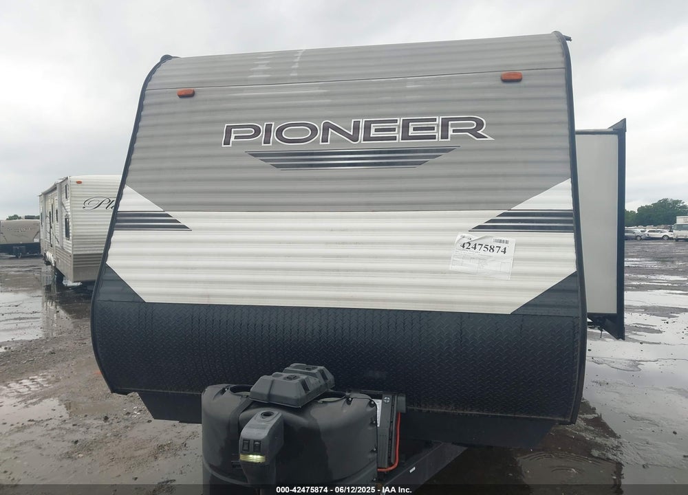 2021 HEARTLAND PIONEER SERIES BH270 VIN: 5SFPB3223ME452331