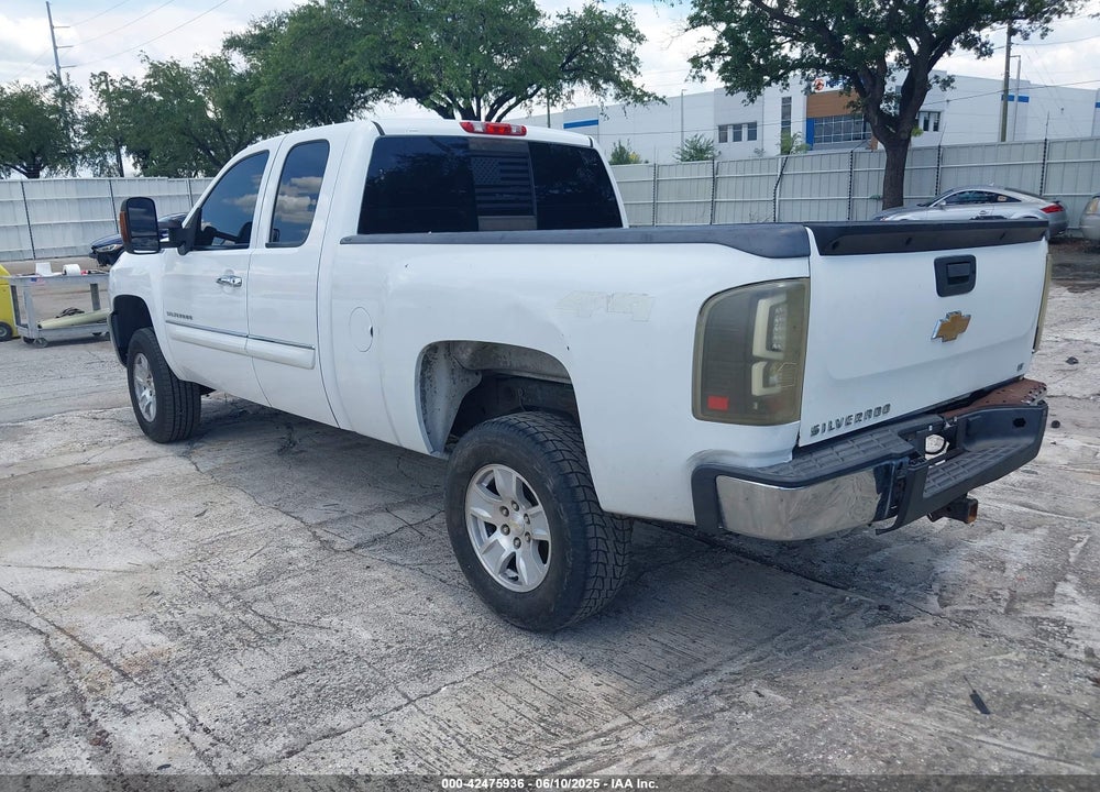 2013 CHEVROLET SILVERADO 1500 LT VIN: 1GCRKSE76DZ168195