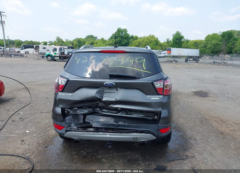 2017 FORD ESCAPE VIN: 1FMCU0J97HUC12229