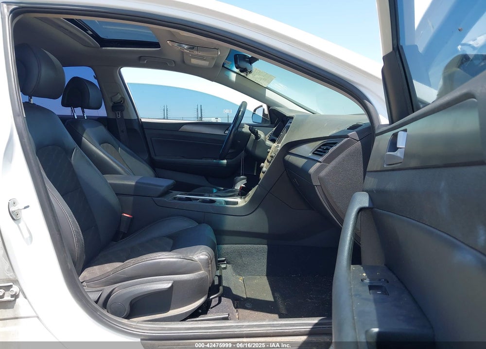 2017 HYUNDAI SONATA VIN: 5NPE34AF1HH477168