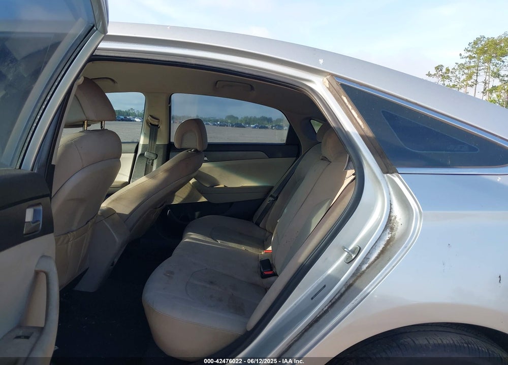 2016 HYUNDAI SONATA VIN: 5NPE24AF8GH350287