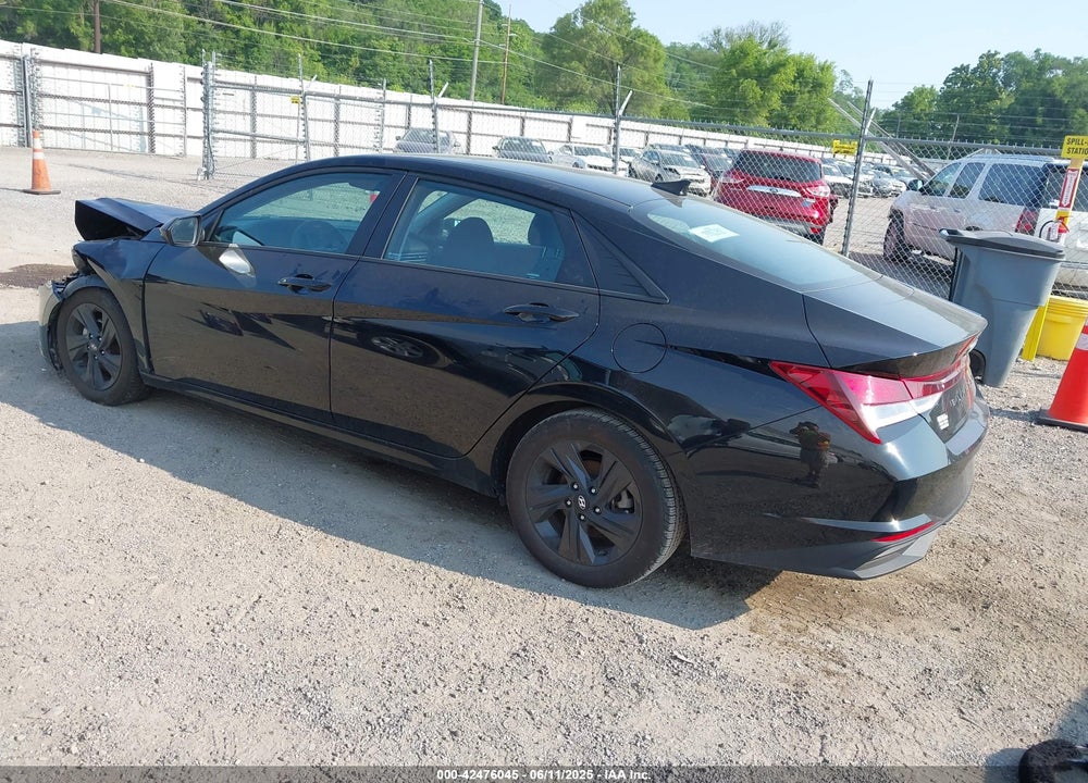 2021 HYUNDAI ELANTRA VIN: 5NPLM4AG6MH007113