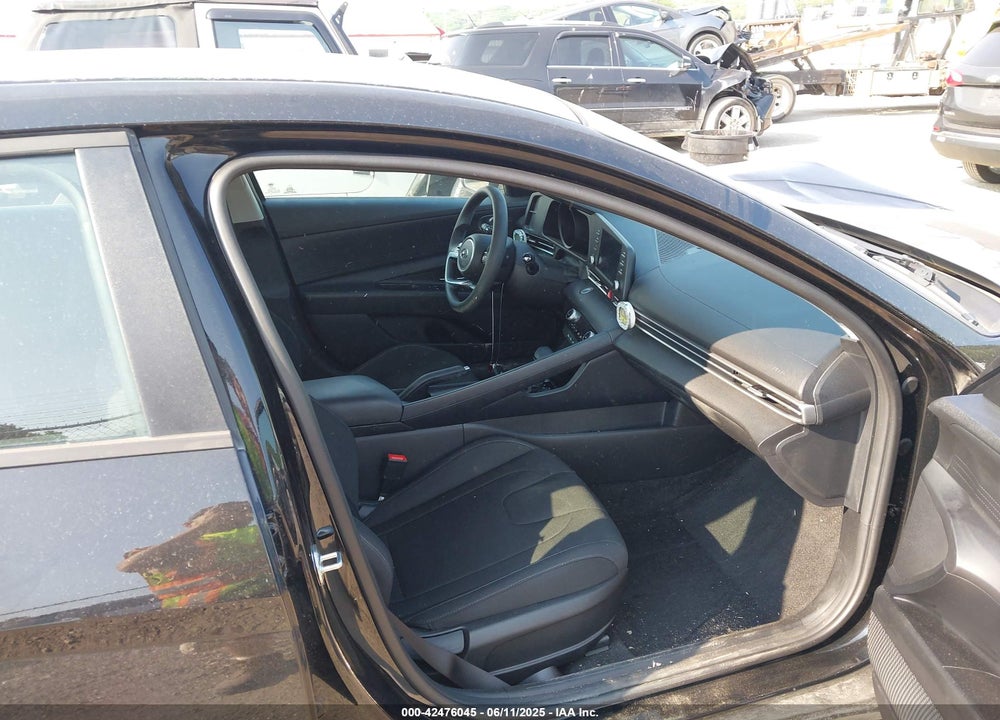 2021 HYUNDAI ELANTRA VIN: 5NPLM4AG6MH007113