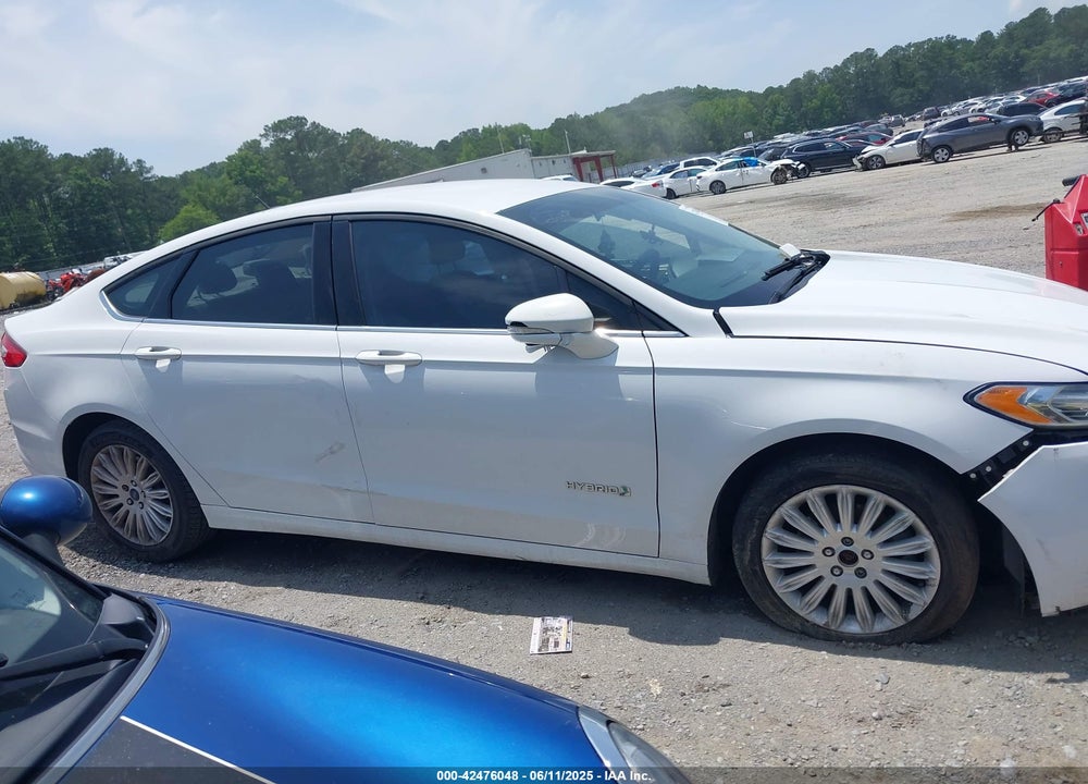 2016 FORD FUSION VIN: 3FA6P0LU3GR235173