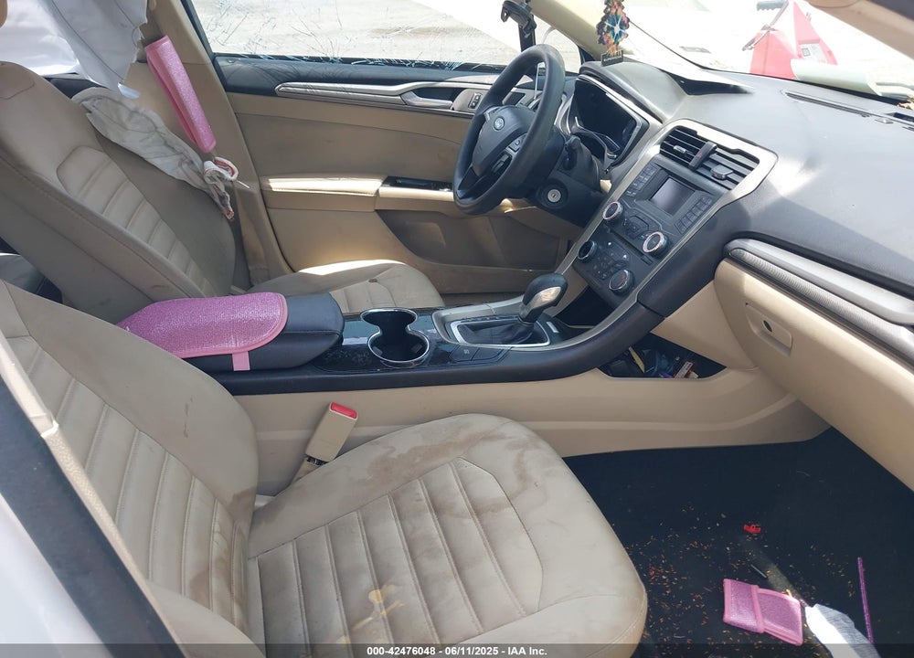2016 FORD FUSION VIN: 3FA6P0LU3GR235173