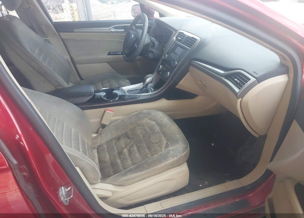 2014 FORD FUSION SE VIN: 3FA6P0H7XER229466