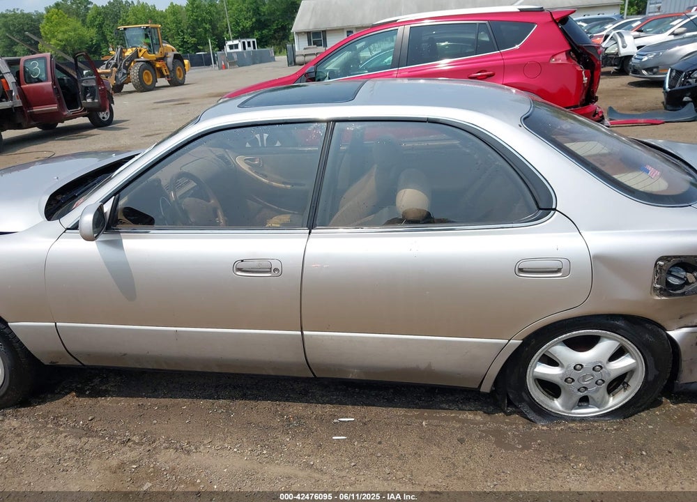 1995 LEXUS ES 300 VIN: JT8GK13T4S0129543