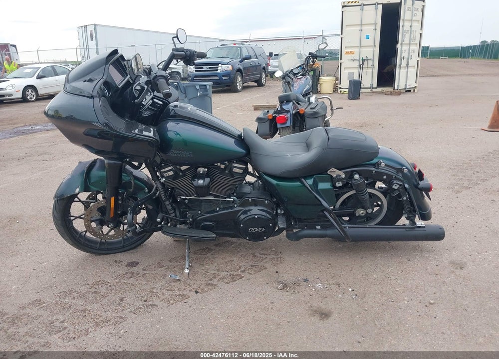 2021 HARLEY-DAVIDSON FLTRXS VIN: 1HD1KTP11MB619200