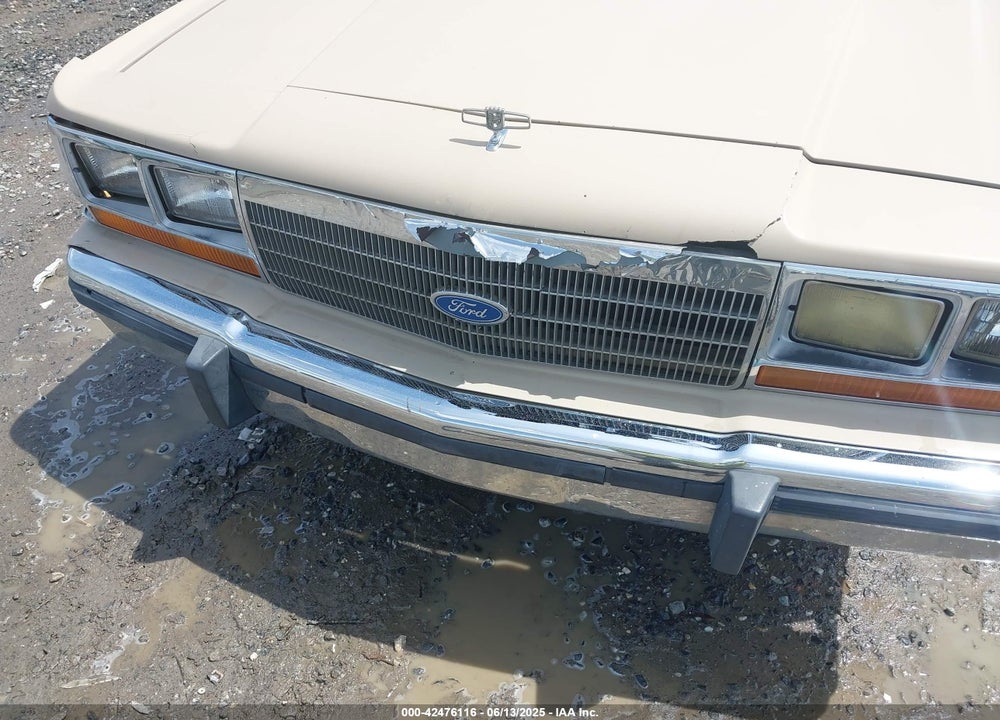 1989 FORD CROWN VICTORIA VIN: 2FABP73F6KX212652