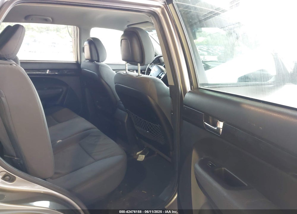 2012 KIA SORENTO VIN: 5XYKT4A6XCG205625