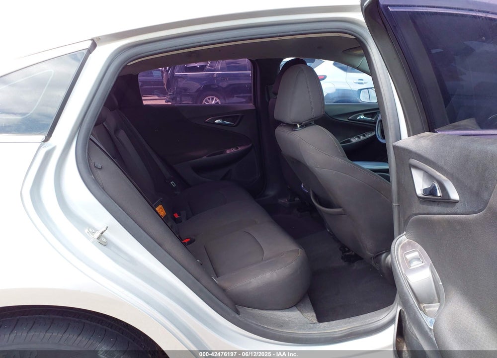 2018 CHEVROLET MALIBU VIN: 1G1ZD5ST8JF234751
