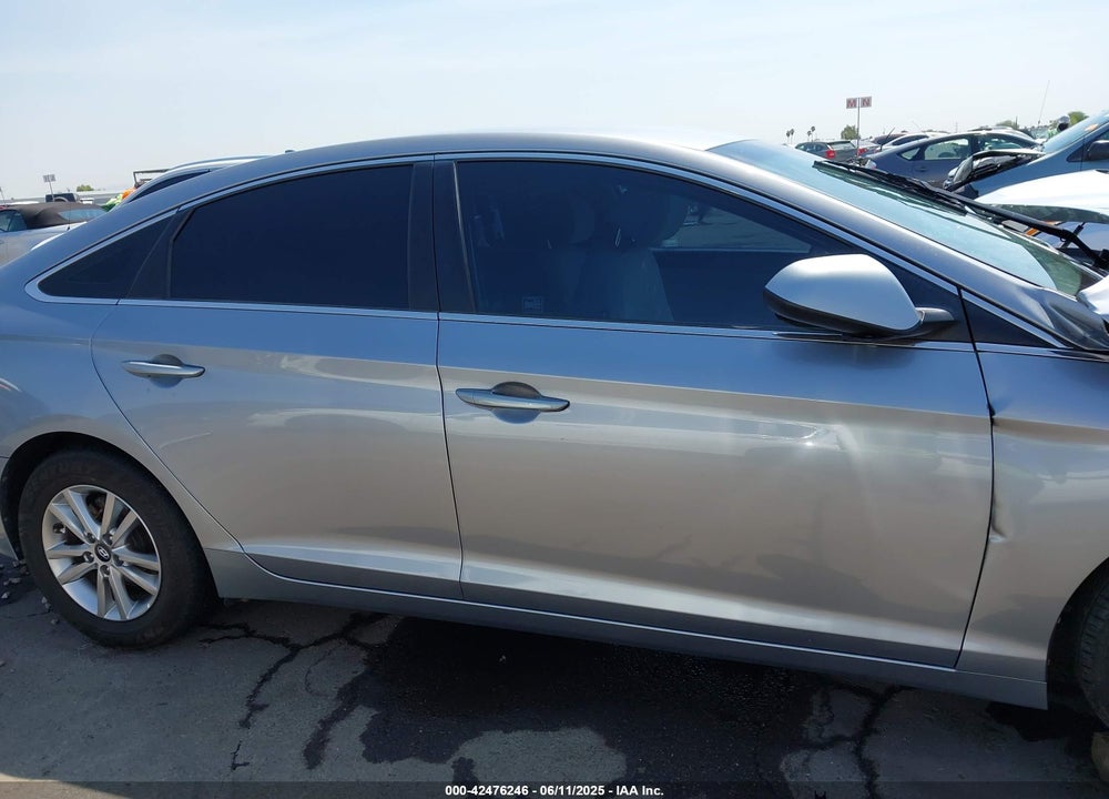 2016 HYUNDAI SONATA VIN: 5NPE24AF8GH402114