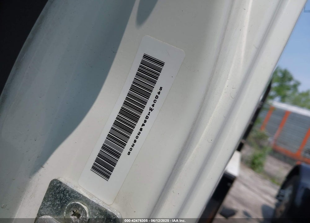 2023 ISUZU NPR HD VIN: 54DC4W1D9PS209205
