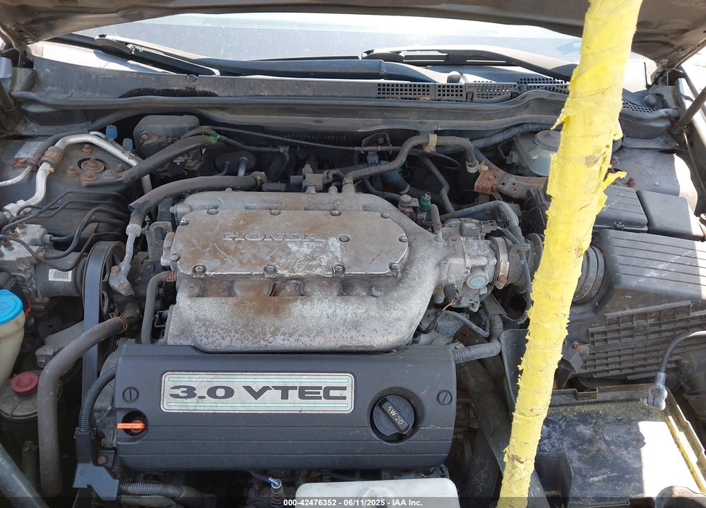 2003 HONDA ACCORD 3.0 EX VIN: 1HGCM66833A055298