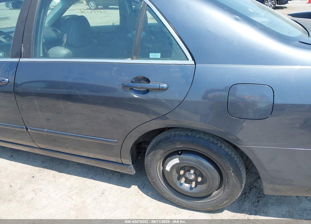 2003 HONDA ACCORD 3.0 EX VIN: 1HGCM66833A055298