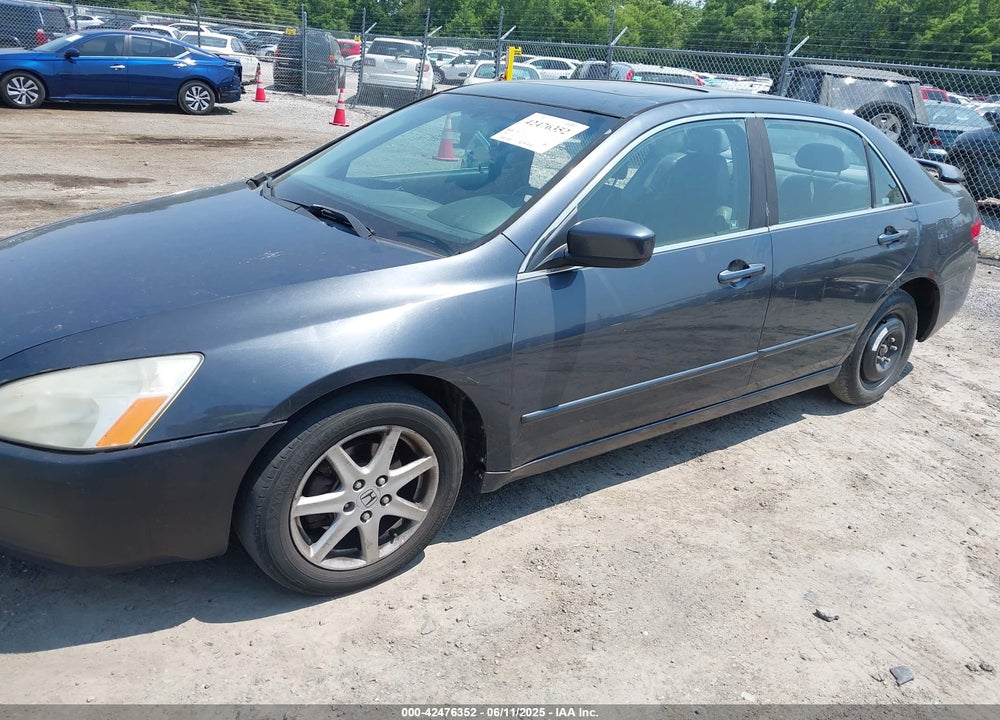 2003 HONDA ACCORD 3.0 EX VIN: 1HGCM66833A055298