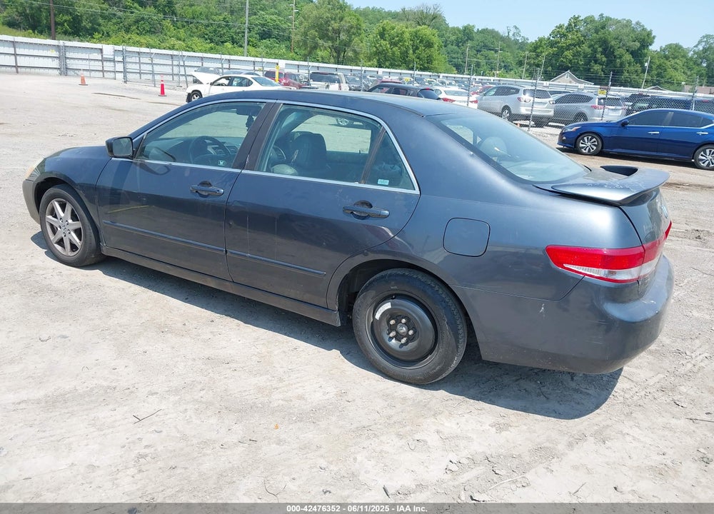 2003 HONDA ACCORD 3.0 EX VIN: 1HGCM66833A055298