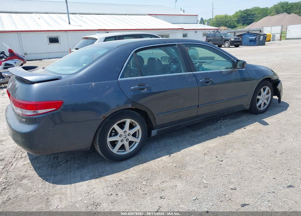 2003 HONDA ACCORD 3.0 EX VIN: 1HGCM66833A055298