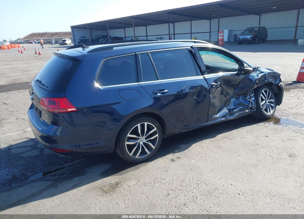 2016 VOLKSWAGEN GOLF SPORTWAGEN TSI LIMITED EDITION VIN: 3VWC17AU5GM520266