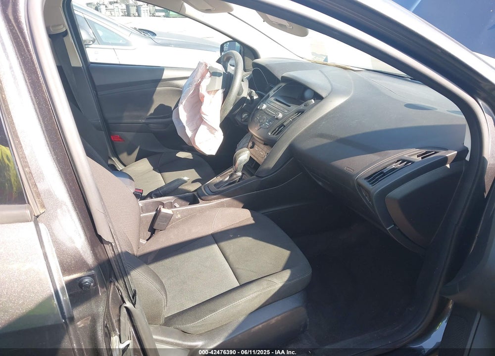 2017 FORD FOCUS VIN: 1FADP3F26HL317546