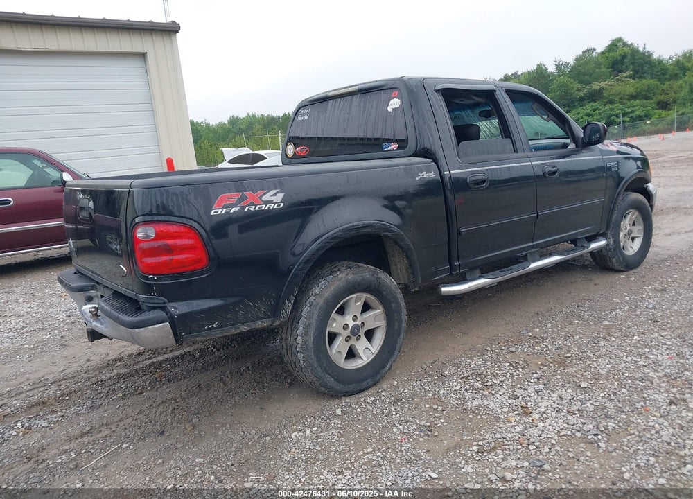 2002 FORD F-150 LARIAT/XLT VIN: 1FTRW08L72KD27457