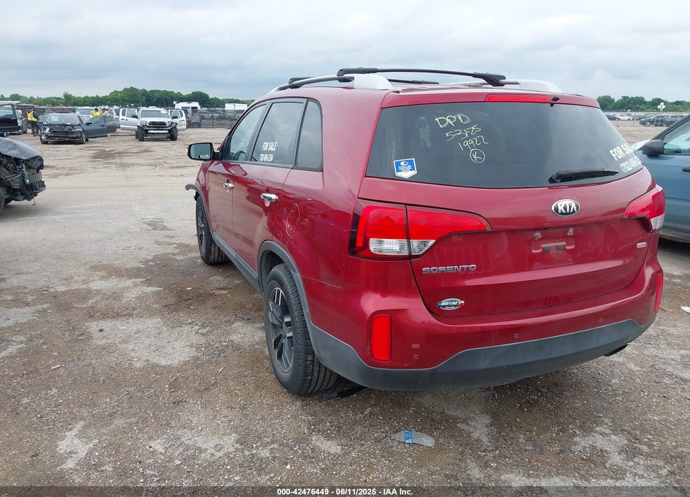2014 KIA SORENTO VIN: 5XYKT3A68EG479614
