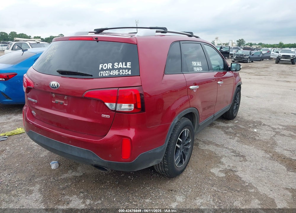 2014 KIA SORENTO VIN: 5XYKT3A68EG479614