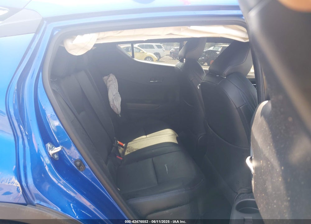2021 TOYOTA C-HR XLE VIN: JTNKHMBX9M1115355