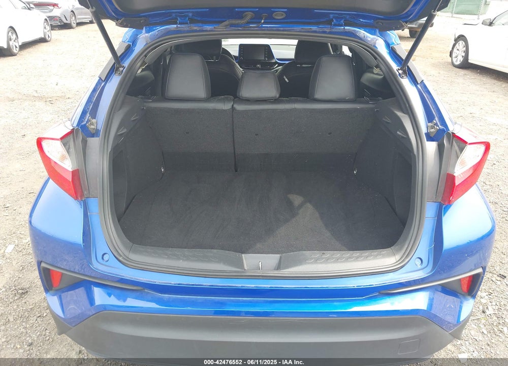 2021 TOYOTA C-HR XLE VIN: JTNKHMBX9M1115355