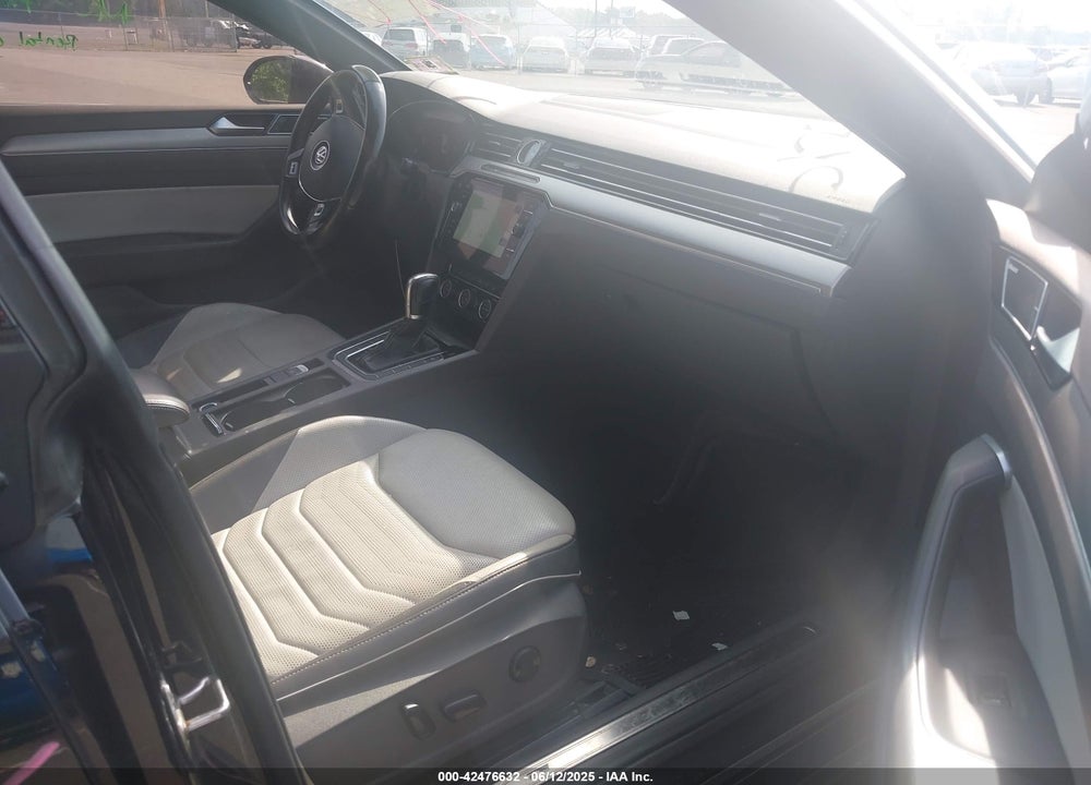 2019 VOLKSWAGEN ARTEON VIN: WVWTR7AN6KE007076
