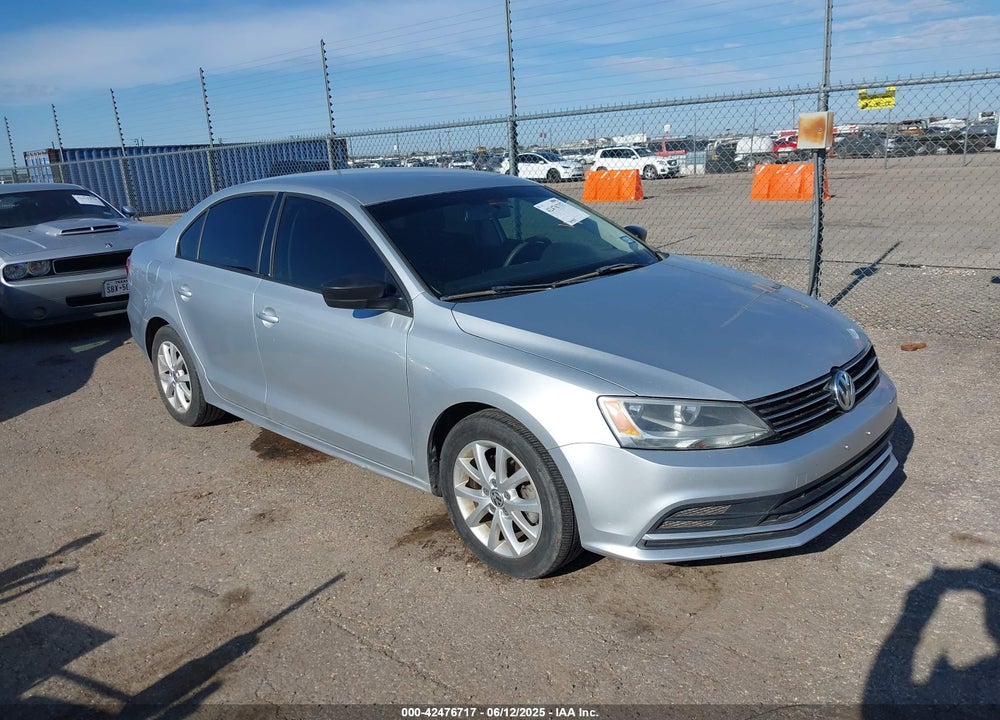 2015 VOLKSWAGEN JETTA 1.8T SE VIN: 3VWD17AJ2FM281820