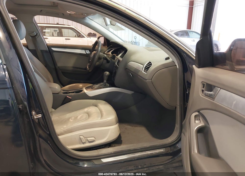 2010 AUDI A4 VIN: WAUFFAFL3AN037898