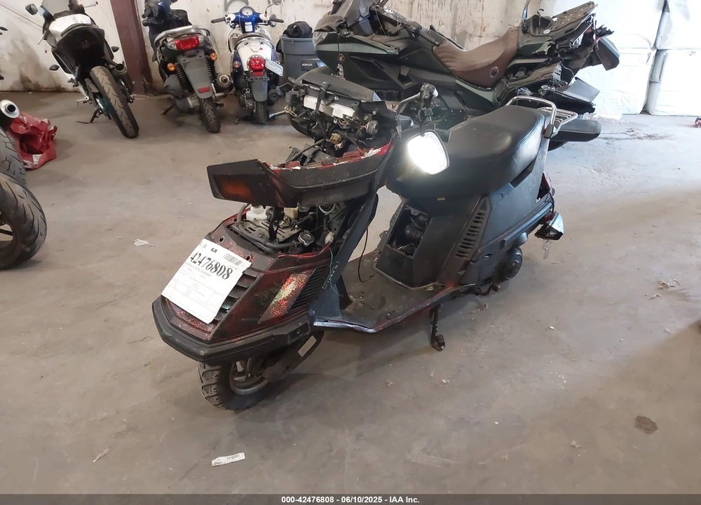 1985 HONDA CH150 VIN: JH2KF0106FK001695