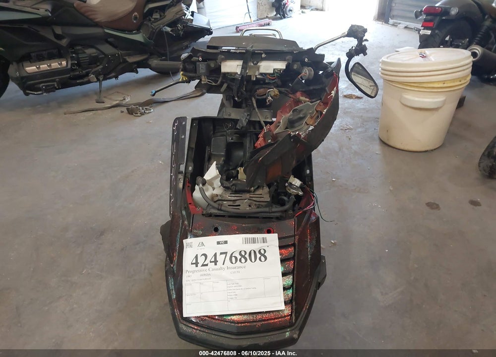 1985 HONDA CH150 VIN: JH2KF0106FK001695