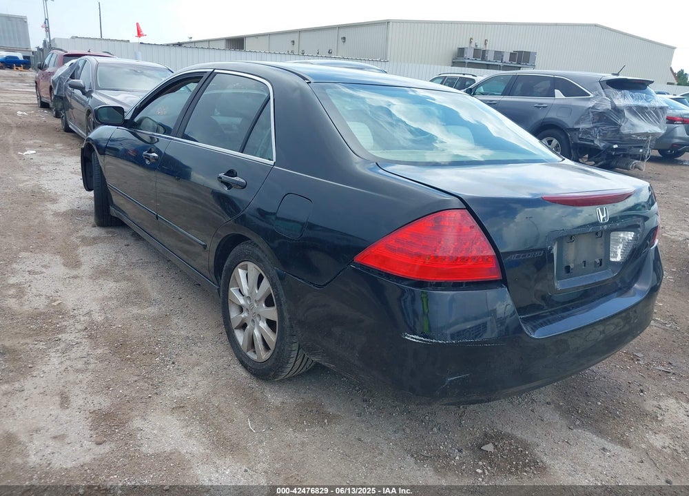 2007 HONDA ACCORD VIN: 1HGCM56357A112606