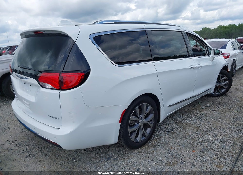 2017 CHRYSLER PACIFICA LIMITED VIN: 2C4RC1GG7HR763125