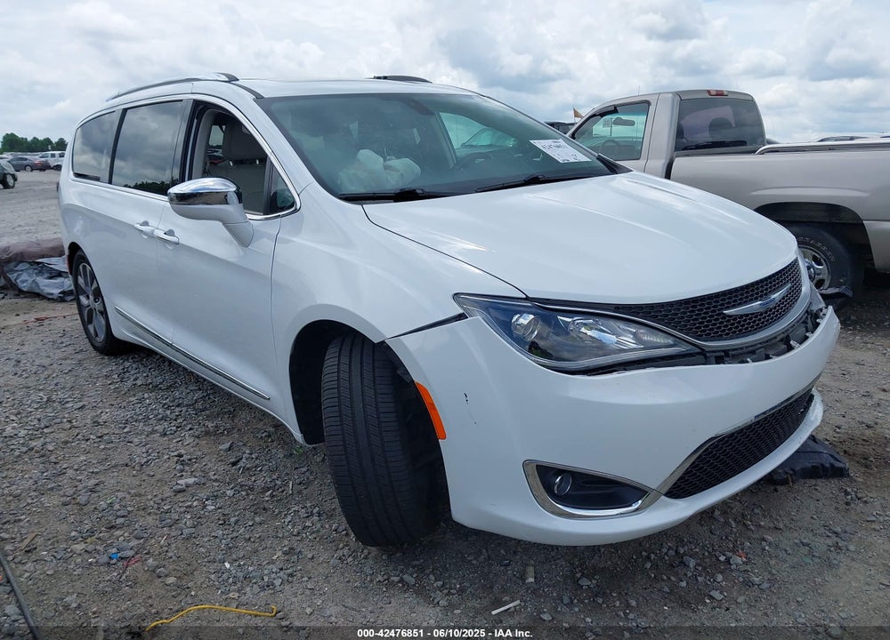 2017 CHRYSLER PACIFICA LIMITED VIN: 2C4RC1GG7HR763125