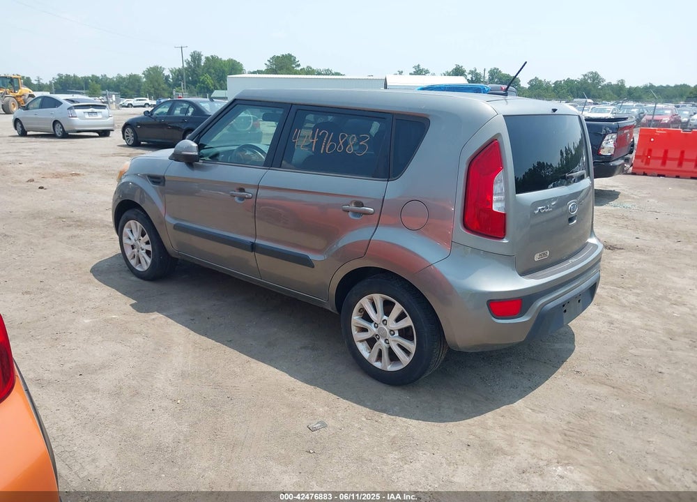 2012 KIA SOUL VIN: KNDJT2A6XC7426381