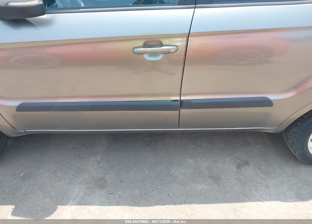 2012 KIA SOUL VIN: KNDJT2A6XC7426381