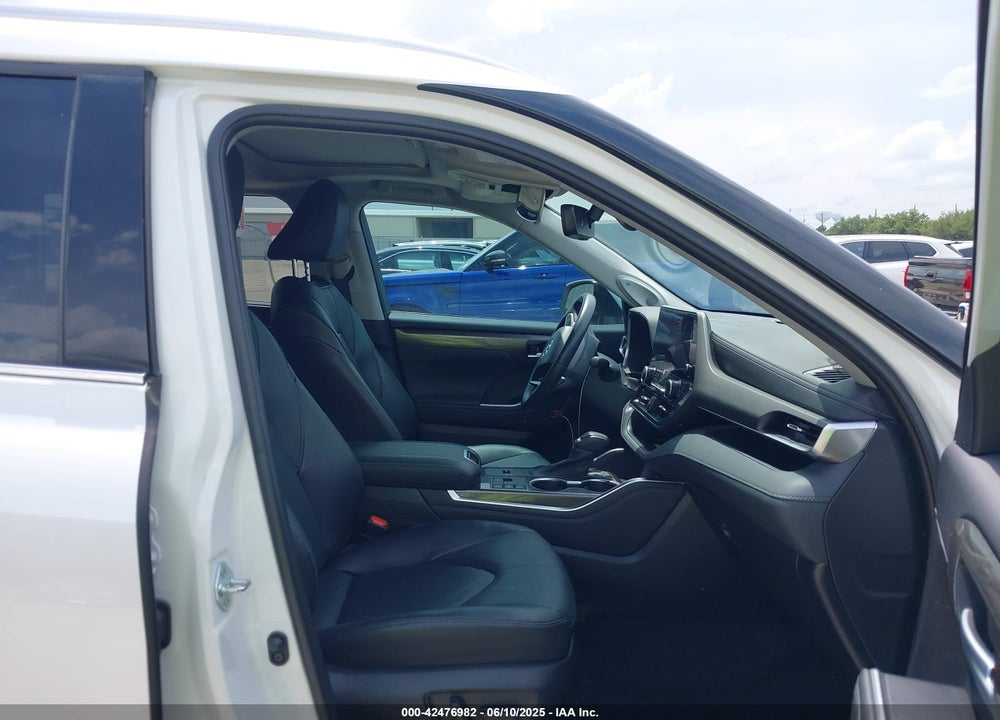 2023 TOYOTA HIGHLANDER VIN: 5TDKDRAH4PS032141