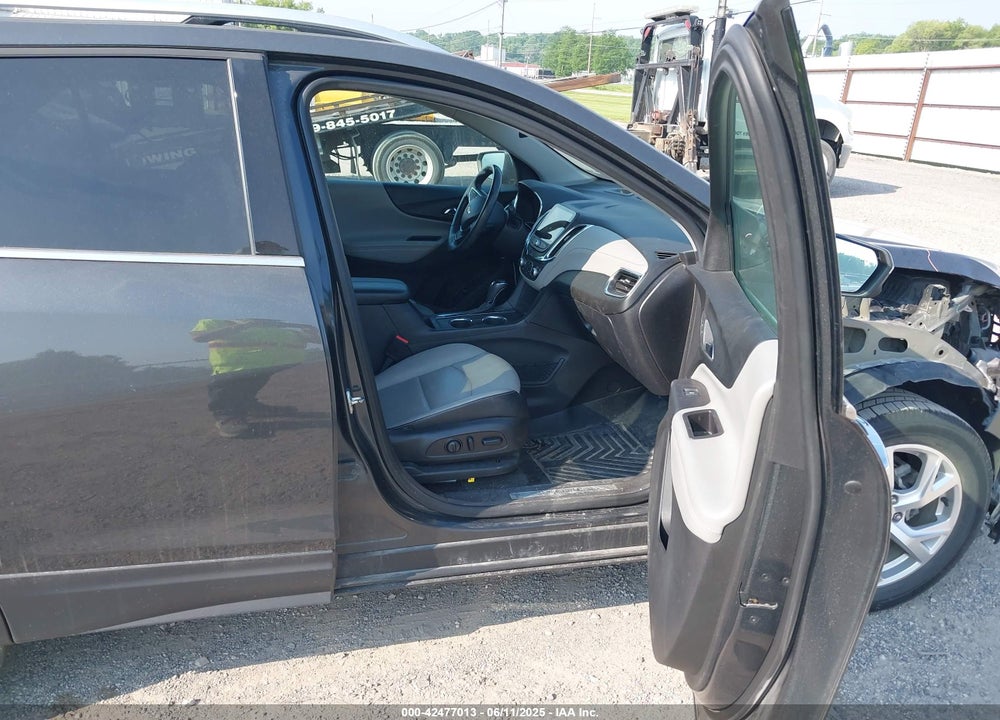 2018 CHEVROLET EQUINOX VIN: 2GNAXVEV3J6205295