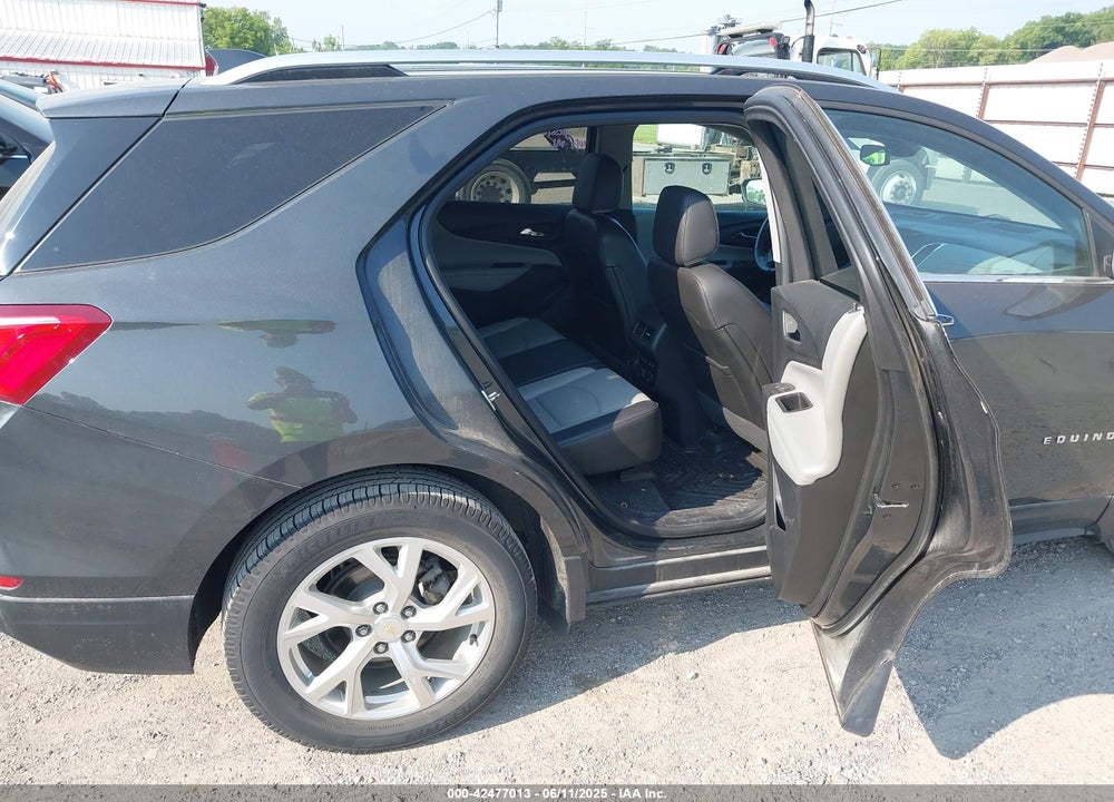 2018 CHEVROLET EQUINOX VIN: 2GNAXVEV3J6205295