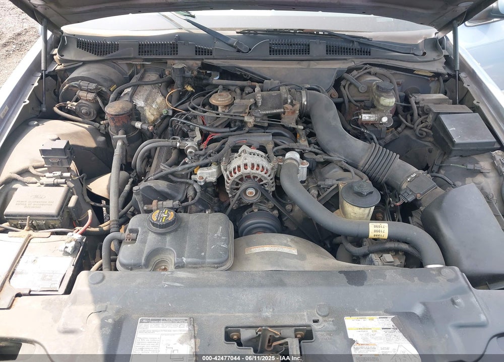 1998 MERCURY GRAND MARQUIS VIN: 2MEFM75W9WX671437